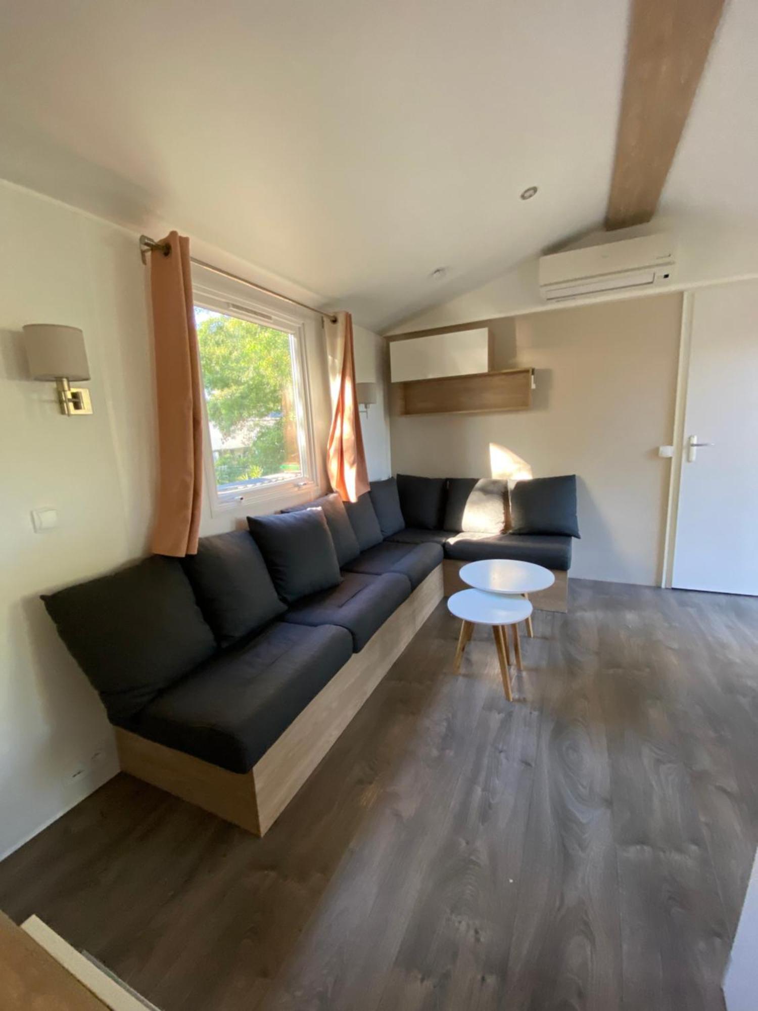Mobhilomme La Carabasse Hotell Vias Exteriör bild
